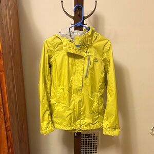 LL Bean Trail Model Rain Jacket, Item ID 506197, S Reg